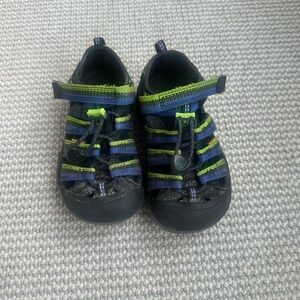 Keen Kids Navy and Lime Sandals